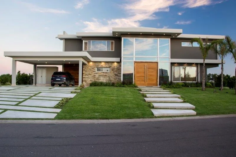 Residencia contempor&aacute;nea en La Reserva Cardales